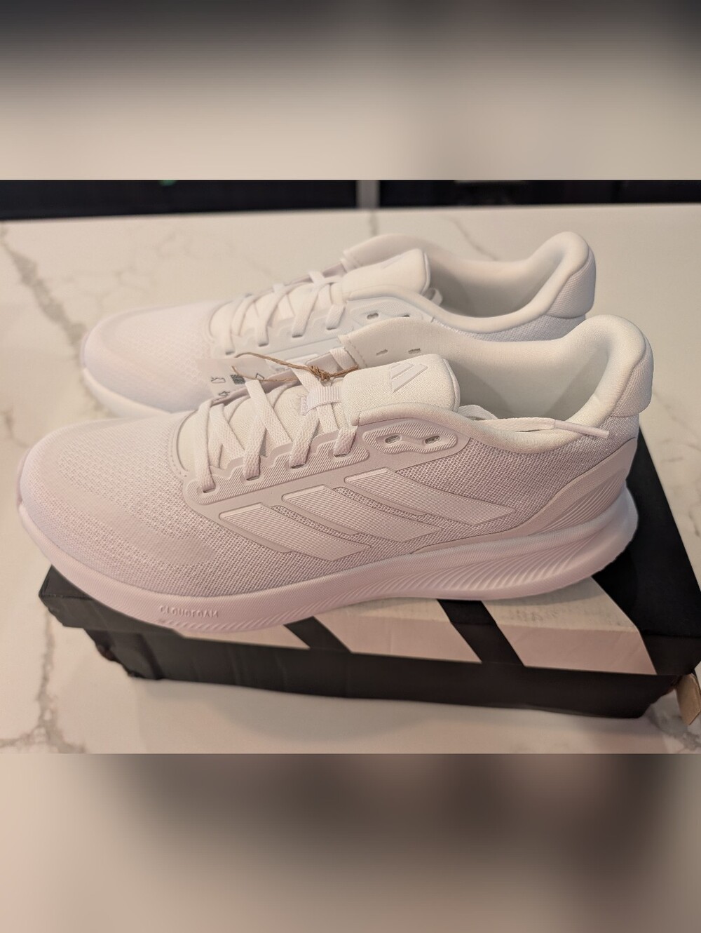 NIN adidas Runfalcon 5